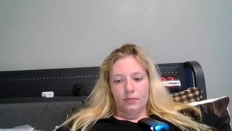 Snapshot of sara9920 chatting on 06.24.26 sara9920 online show from 06.24.26