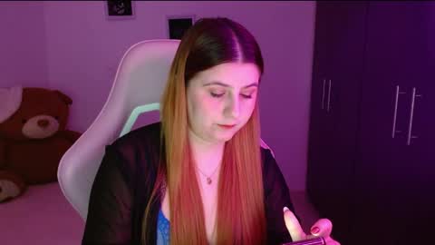 Snapshot of sara_160 chatting on 04.25.26 sara_160 online show from 04.25.26