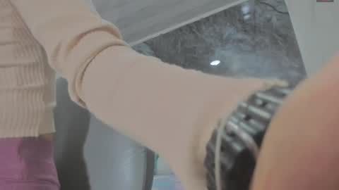 sara allenx online show from 02.11.25