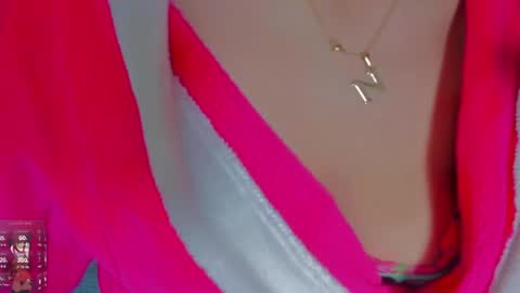 Snapshot of sara_allenx chatting on 05.21.26 sara allenx online show from 05.21.26
