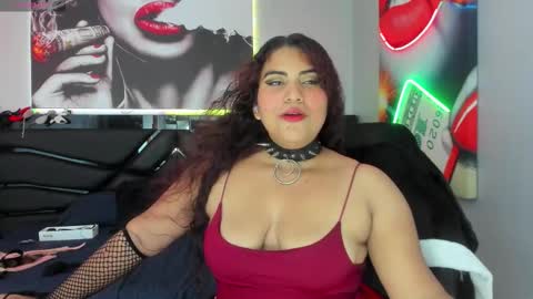 Snapshot of sara_bdsm chatting on 02.25.26 sara_bdsm online show from 02.25.26