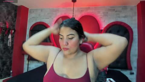 Snapshot of sara_bdsm chatting on 03.15.26 sara_bdsm online show from 03.15.26