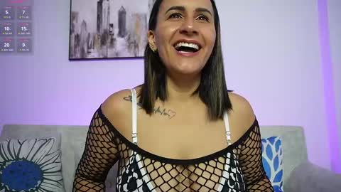   online show from 03.05.25