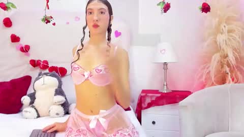 Snapshot of sara_collinss__ chatting on 02.14.26 SARA online show from 02.14.26