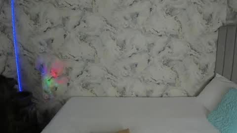 Snapshot of sara_fernandezz chatting on 01.09.25 sara online show from 01.09.25