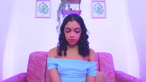 Snapshot of sara_jhonsonn chatting on 12.17.24 Sara Jhonson online show from 12.17.24