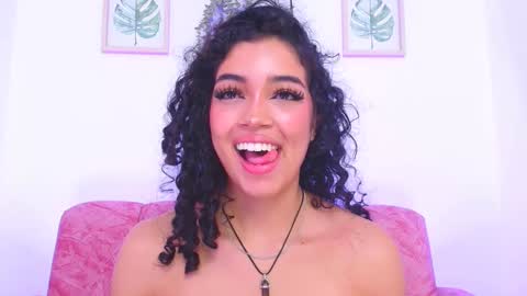 Snapshot of sara_jhonsonn chatting on 01.18.25 Sara Jhonson online show from 01.18.25