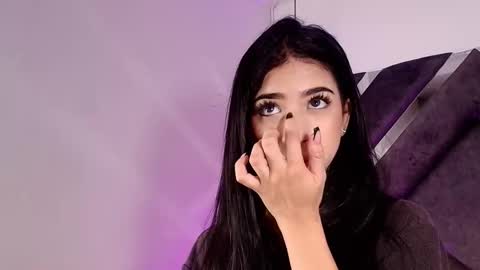 sara_lopee1 online show from 09.29.25