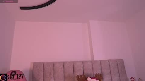 sara_lopee1 online show from 12.15.25