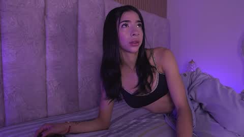 sara_lopee1 online show from 03.26.26