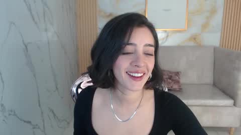Snapshot of sara_lopez_s chatting on 10.07.25 Sara  online show from 10.07.25