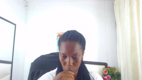 S A R A online show from 11.04.25