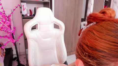 Snapshot of sara_martin_ chatting on 12.16.24 sara online show from 12.16.24