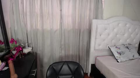 Snapshot of sara_martin_ chatting on 03.20.26 sara online show from 03.20.26