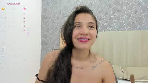 Sara Melo online show from 05.28.26