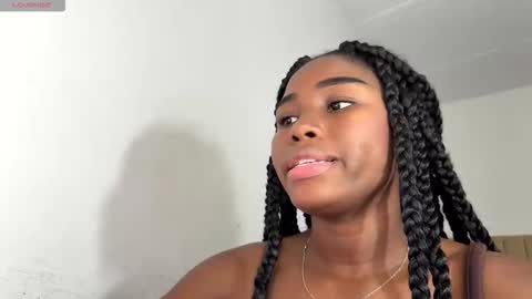 Sara online show from 11.23.25