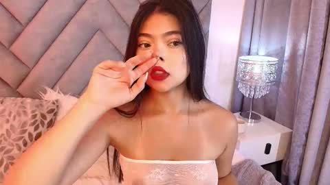 sara_owens7 online show from 02.20.26