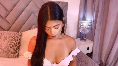 sara_owens7 online show from 03.16.26