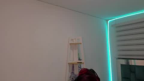 Snapshot of sara_red_x chatting on 05.26.26 sara_red_x online show from 05.26.26