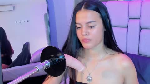 Sara  online show from 11.26.25