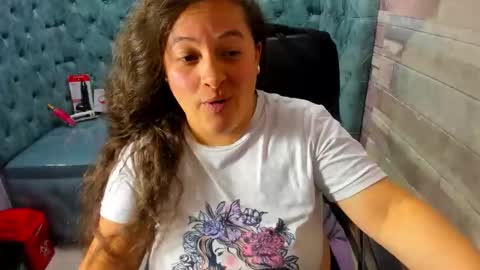 Snapshot of sara_thonson_ chatting on 06.02.26 sara_thonson_ online show from 06.02.26