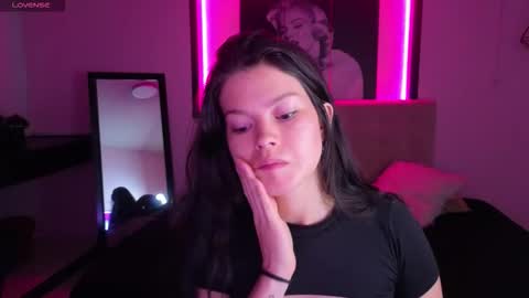 Snapshot of sara_valderrama_ chatting on 02.12.26 sara_valderrama_ online show from 02.12.26