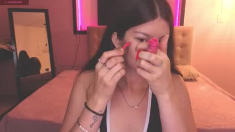 Snapshot of sara_valderrama_ chatting on 03.03.26 sara_valderrama_ online show from 03.03.26