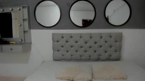 sara_valentina2 online show from 01.10.25