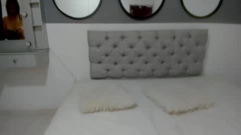 sara_valentina2 online show from 01.16.25