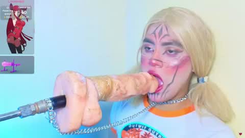 Snapshot of sara_whoredirty chatting on 06.17.26 sara_whoredirty online show from 06.17.26