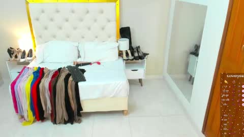 Saraa Gomez online show from 03.04.25