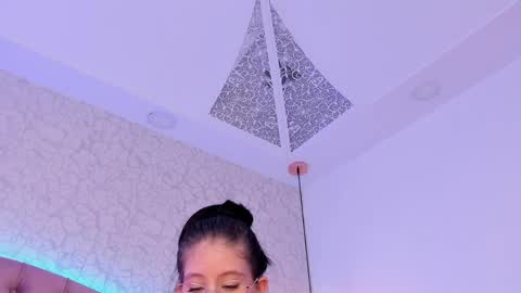 Snapshot of saraa_joness_ chatting on 06.01.26 Sara online show from 06.01.26