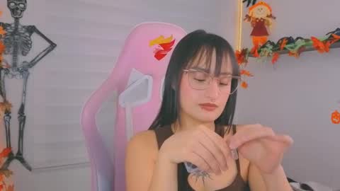 Sarah Ramirez online show from 10.24.25