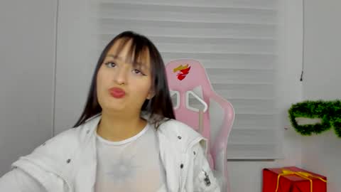 Sarah Ramirez online show from 11.24.25