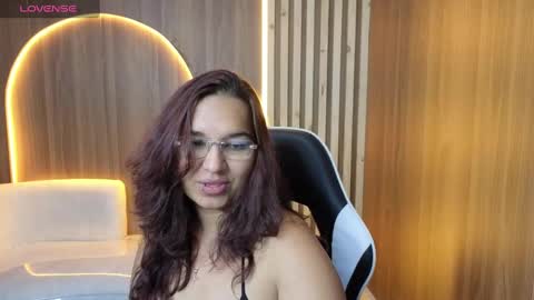 Online 800 to 1400 online show from 09.23.25