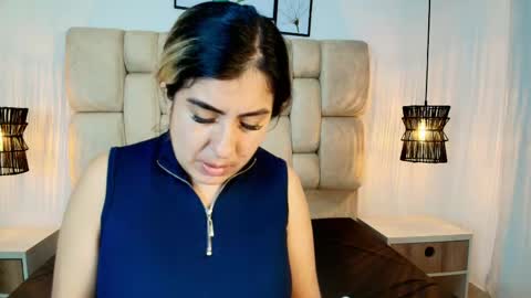 sarablonde_t online show from 04.25.26