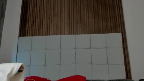   online show from 03.06.25