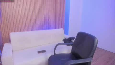 Sara  Everyday From 1430 to 2130 Col Time online show from 12.30.24