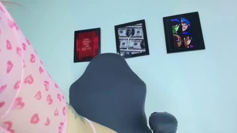Sara online show from 06.19.26