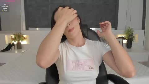  Sara Gomez  online show from 04.06.26