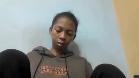 Snapshot of sarah146341 chatting on 05.14.26 sarah146341 online show from 05.14.26