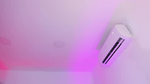 Sarah Bonneth online show from 02.11.26