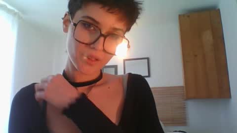 Snapshot of sarah_desire01 chatting on 02.08.26 Sarah online show from 02.08.26