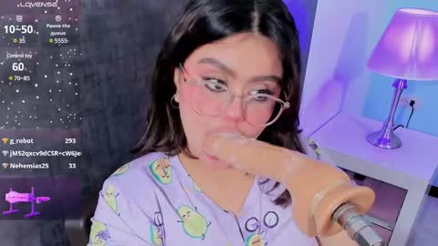 Snapshot of sarah_gold_1 chatting on 02.27.25 Sarah online show from 02.27.25