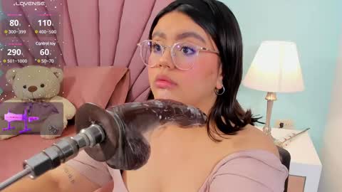 Snapshot of sarah_gold_1 chatting on 03.08.25 Sarah online show from 03.08.25