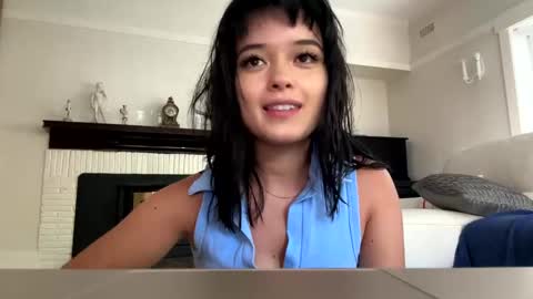 Sarah Heart Aus online show from 02.05.25