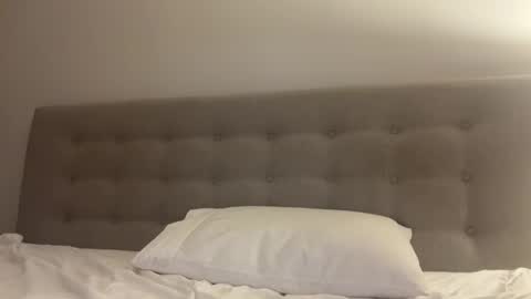 Sarah Heart Aus online show from 03.05.25