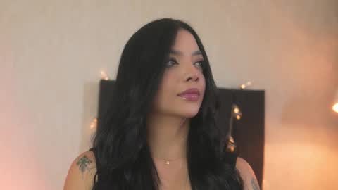 Snapshot of sarah_hiill chatting on 04.27.26 online show from 04.27.26