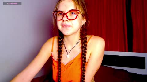 Sarah online show from 12.03.24