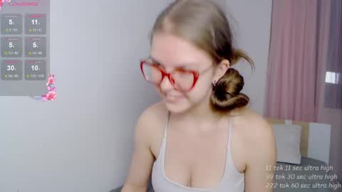 Sarah online show from 04.15.26